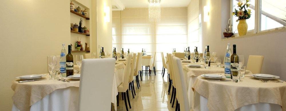 B&B Airone Cervia - Camere E Appartamenti Eksteriør bilde