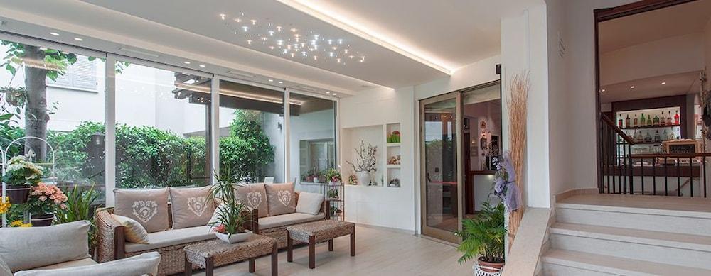B&B Airone Cervia - Camere E Appartamenti Eksteriør bilde