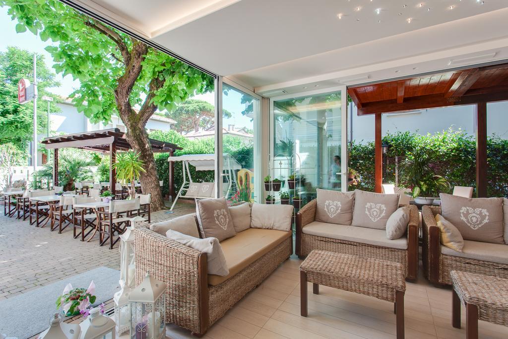 B&B Airone Cervia - Camere E Appartamenti Eksteriør bilde