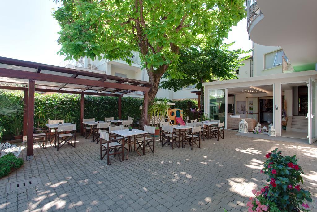 B&B Airone Cervia - Camere E Appartamenti Eksteriør bilde