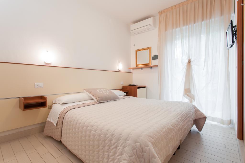 B&B Airone Cervia - Camere E Appartamenti Eksteriør bilde