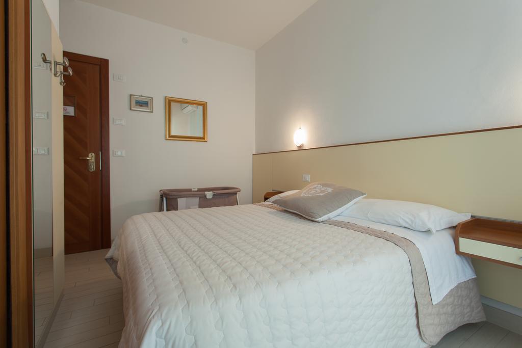 B&B Airone Cervia - Camere E Appartamenti Eksteriør bilde